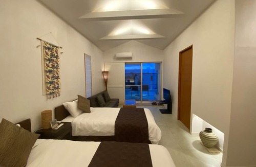 Kadena-cho Hotel | twin bedroom/Nakagami-gun Okinawa