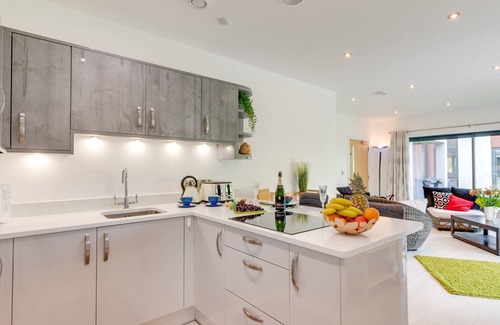 Hulland Ward Apartment | Twin Lakes Annexe - One Bedroom Apartment, Sleeps 2