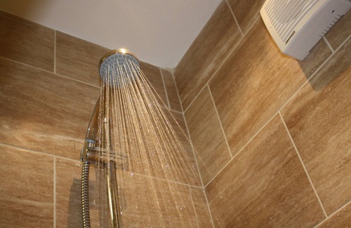 Ault Hucknall Hotel | Twin Oaks Hotel