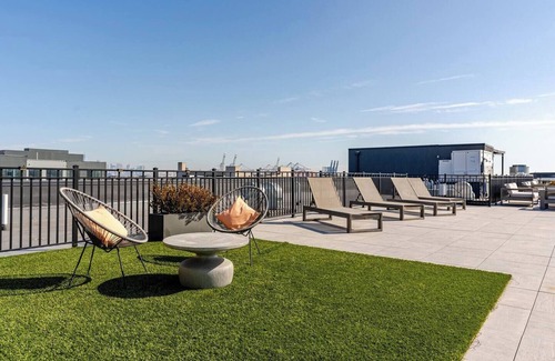 Bayonne Apartment | Twinzies - 20 Mins EWR/NYC - 2 BR Apt @ Waterview