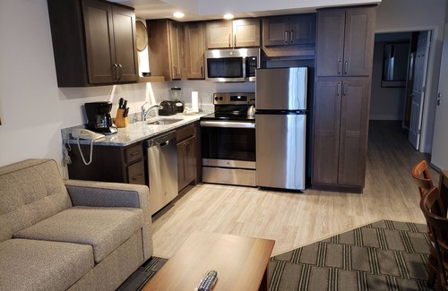 Lake Geneva Villa | Two Bedoom Lockoff Villa at Lake Geneva's GRAND Resort