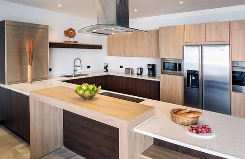 Fryes Beach Villa | Two bedroom apartment overlooking Darkwood beach