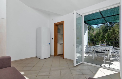 Pokrivenik Apartment | Two bedroom apartment near beach Cove Pokrivenik, Hvar (A-2073-b)