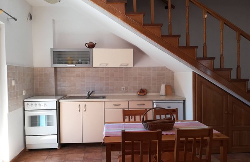 Kukljica Apartment | Two bedroom apartment with terrace and sea view Kukljica, Ugljan (A-8209-a)