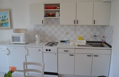 Zivogosce Apartment | Two bedroom apartment with balcony and sea view Živogošće - Mala Duba, Makarska (A-17077-b)