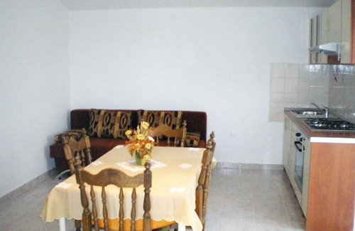 Privlaka Apartment | Two bedroom apartment with balcony Privlaka, Zadar (A-667-c)