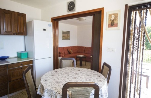 Maslinica Apartment | Two bedroom apartment near beach Maslinica, Šolta (A-774-a)