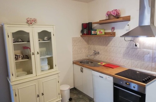 Rogac Apartment | Two bedroom apartment near beach Rogač, Šolta (A-5166-b)