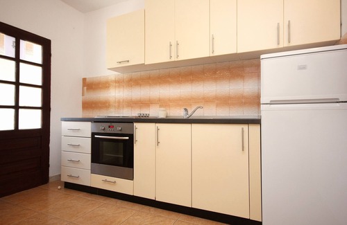 Cove Tri Zala (Zrnovo) Apartment | Two bedroom apartment near beach Tri Žala, Korčula (A-174-d)