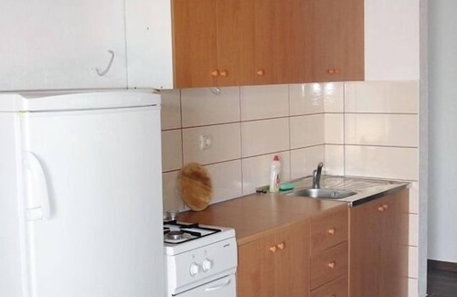 Gdinj Apartment | Two bedroom apartment near beach Cove Skozanje, Hvar (A-5713-c)