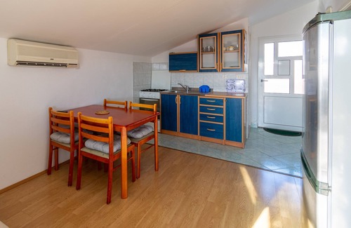 Bibinje Apartment | Two bedroom apartment with terrace and sea view Bibinje, Zadar (A-14773-b)
