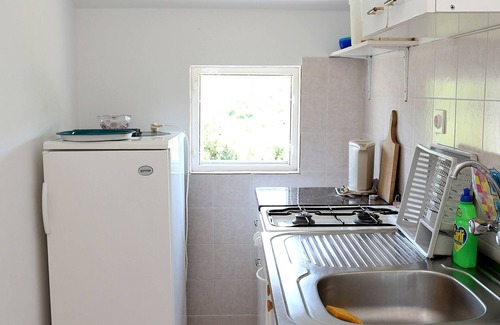 Drace Apartment | Two bedroom apartment with balcony and sea view Drače, Pelješac (A-10211-a)