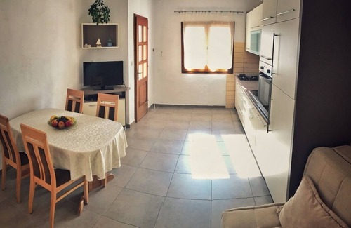 Povlja Apartment | Two bedroom apartment with terrace and sea view Povlja, Brač (A-14399-e)