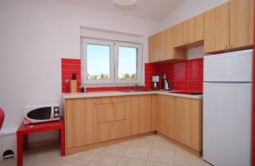 Fazana Apartment | Two bedroom apartment with terrace and sea view Fažana (A-7252-a)
