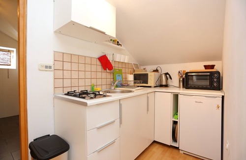 Slunj Apartment | Two bedroom apartment with terrace Slunj, Plitvice (A-16905-a)