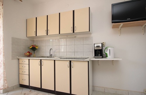 Silo Apartment | Two bedroom apartment with balcony Šilo, Krk (A-18763-b)
