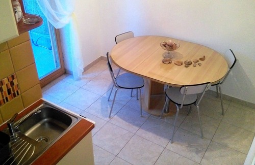 Bol Apartment | Two bedroom apartment with terrace Bol, Brač (A-4658-a)