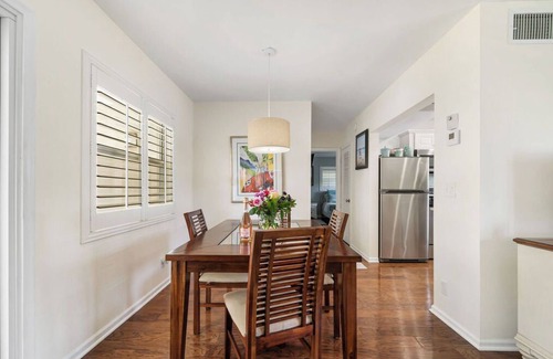 Jog Road Condo | Two Bedroom Boutique Condo 2 Blocks from the Beach and Atlantic Avenue