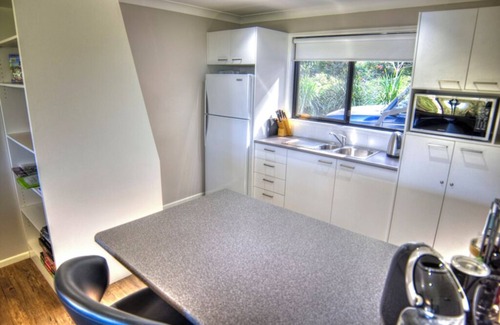 Ocean View House | Two-Bedroom Cabin at The View - Villa