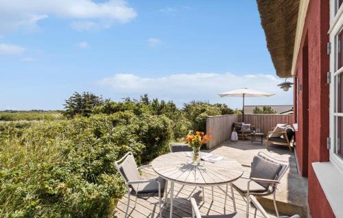 Houvig Strand House | Two-Bedroom Holiday Home In Ringkobing