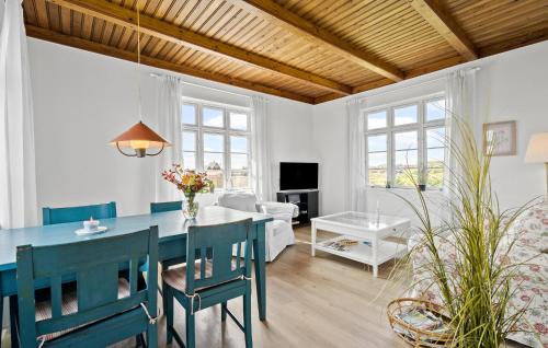 Houvig Strand House | Two-Bedroom Holiday Home In Ringkobing