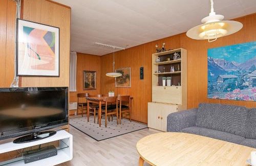 Bøtø By House | Two-Bedroom Holiday home in Væggerløse 24