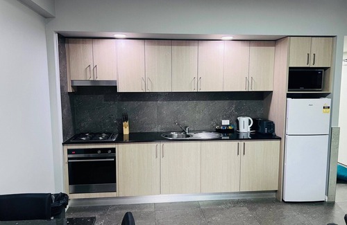 Hamilton Apartment | Two Bedroom Interconnect