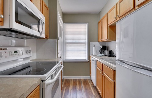 Dundee-Happy Hollow Historic District House | Two bedroom townhouse, minutes from the UNMC