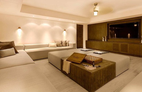 The Valley Villa | TWO ELEGANT AND CHIC VILLAS ON MEADS BAY
