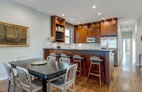 Old Town Condo | Two-Story STUNNER in Iconic Old Town Chicago by AllSet Turnover