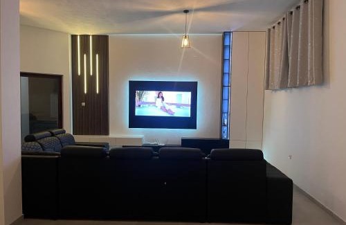 Matola House | Txumas