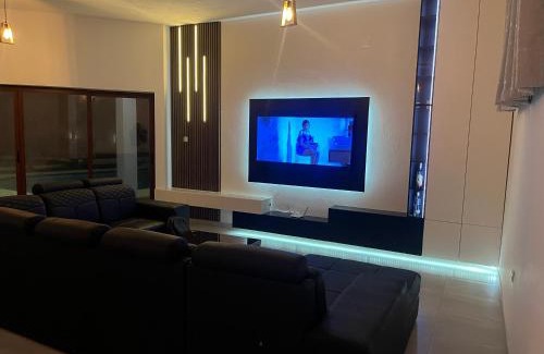 Matola House | Txumas
