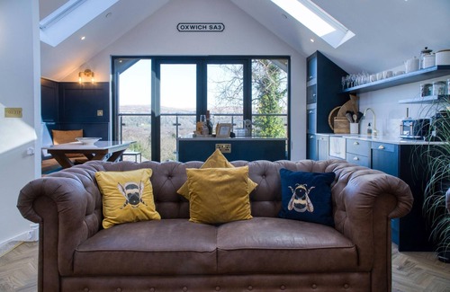 Oxwich Cottage | Ty Alice - 3 Bedroom Cottage - Bayview Oxwich