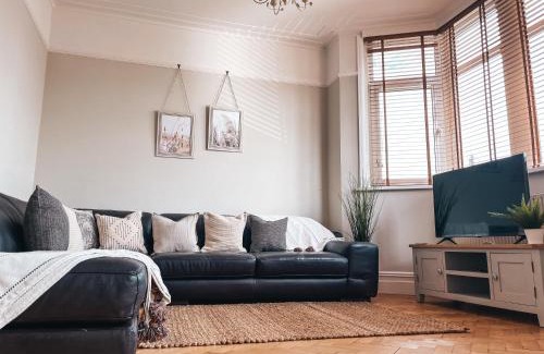 Rumney House | Ty-Fry House, by Solace Stays