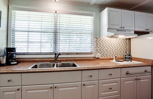 Cortez Cottage | Ty's Canal Cottage