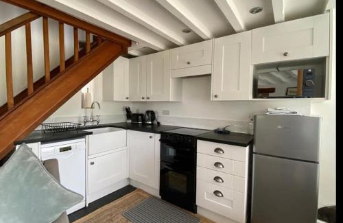 Rhyd-y-clafdy House | Tyddyn Y Felin, Coach House