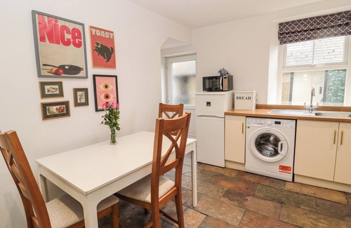 Bellingham House | TYNE VIEW COTTAGE, pet friendly, with a garden in Bellingham