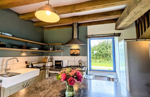 Thenay Cottage | Typical house in Berry with private garden, BBQ and parking