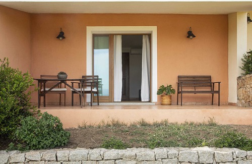 Sa Castangia House | Typical house with panoramic views, in the countryside 15 minutes from the sea.