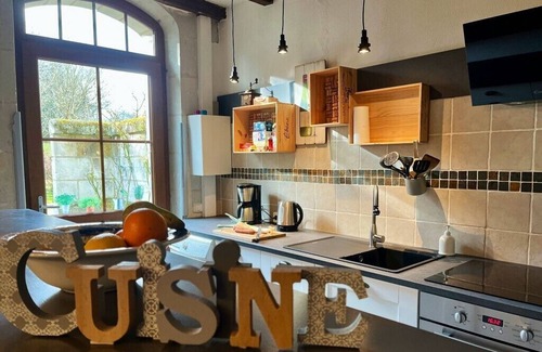 Gennes-Val-de-Loire House | Typical Loire Valley stone house near Saumur, 2-4 people, quiet