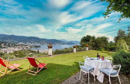 Nozarego Villa | Typical renovated house with sea views