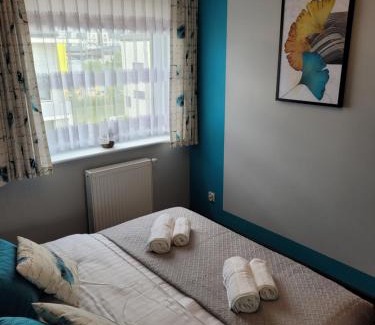 Orunia-St. Wojciech-Lipka Apartment | Tytus Apartment z klimatyzacją, bezpłatnym parkingiem i stacją EV AC 3,5kW