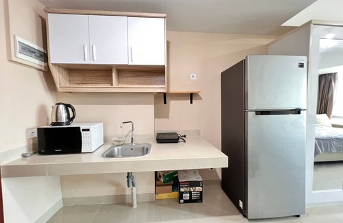 Tangerang Apartment | U Residence by Anna Room