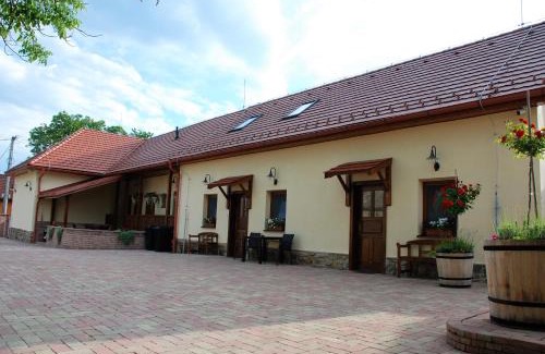 Krasnohorske Podhradie Apartment | Ubytovanie Tri ruže