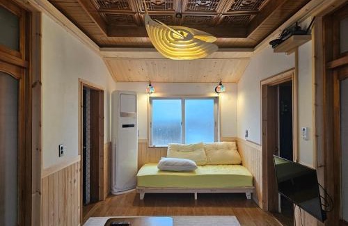 Jeju City House | Udo Haenam Pension