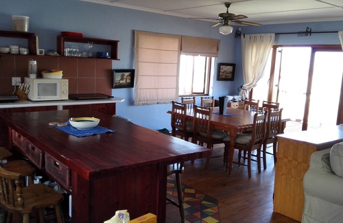 Kleinmond House | Uiteindelik - Kleinmond :- Secluded village on the Coast