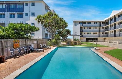 Kings Beach Apartment | Ultimate Coastal Escape + Amazing Views