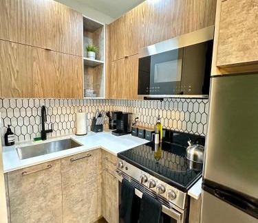 East Harlem Apartment | Ultimate NYC Experience 3 bedroom with Game