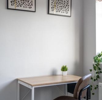Roehampton Villa | Ultra Luxury House London Garden next to River Thames free parking