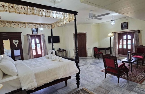 Pushkar Hotel | Umaid Mahal Palace